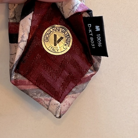 Giovanni Valentino Italy Men’s Necktie Pastel Purple Pink & Gray - Picture 3 of 4